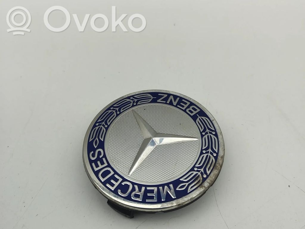 Mercedes-Benz C W205 Mozzo/copricerchi/borchia della ruota R20