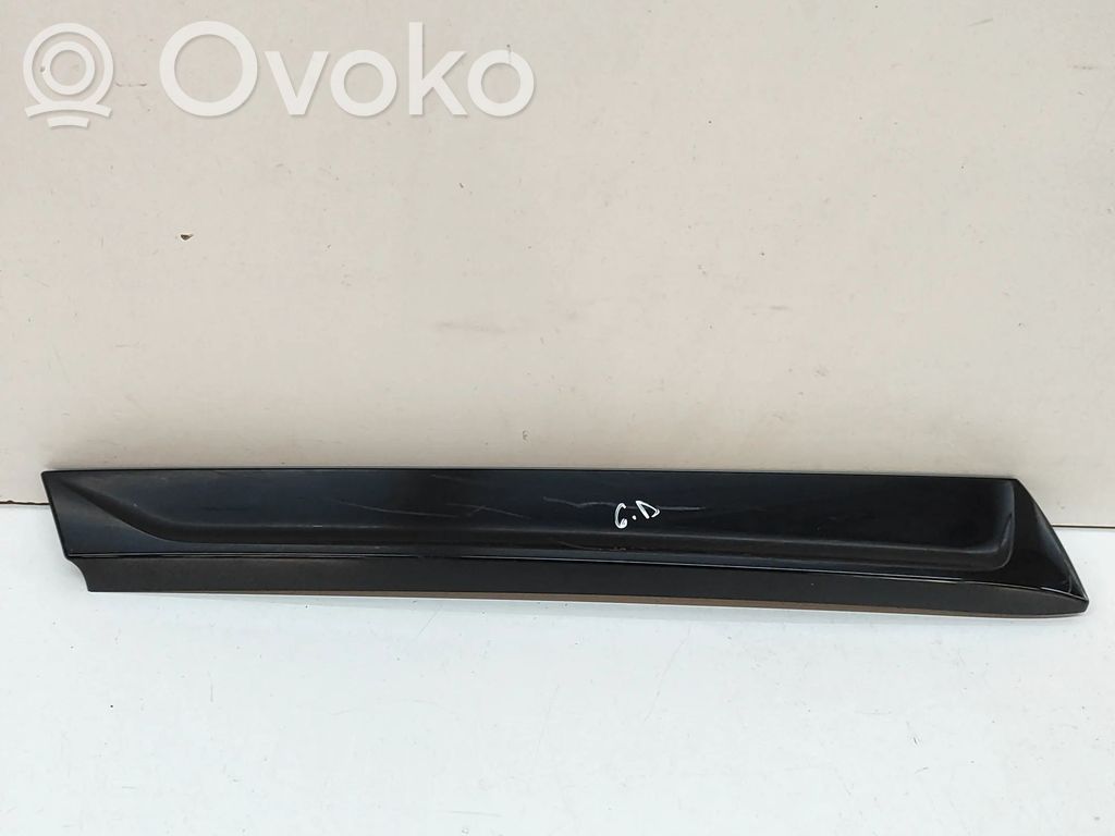 Audi Q7 4M Tailgate trim 
