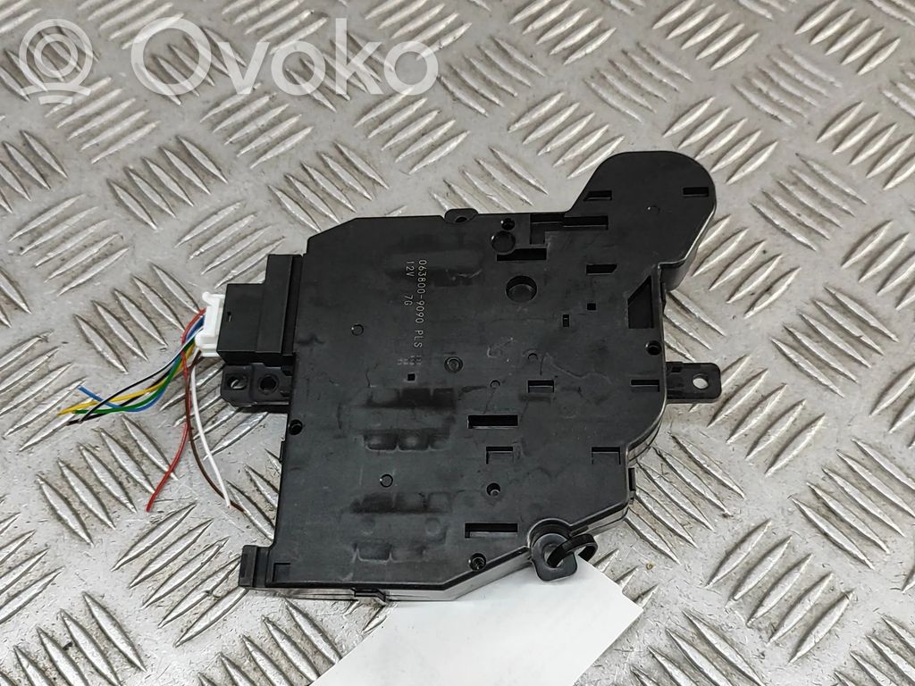 Toyota Yaris Cross Air flap motor/actuator 