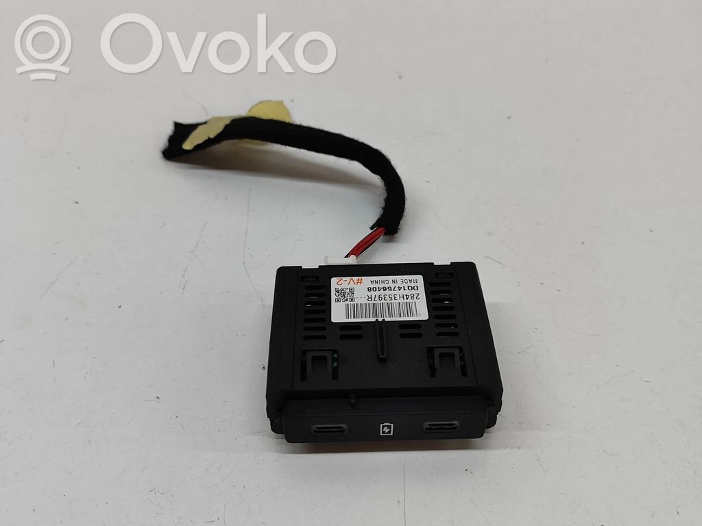 Renault Austral Разъем USB 