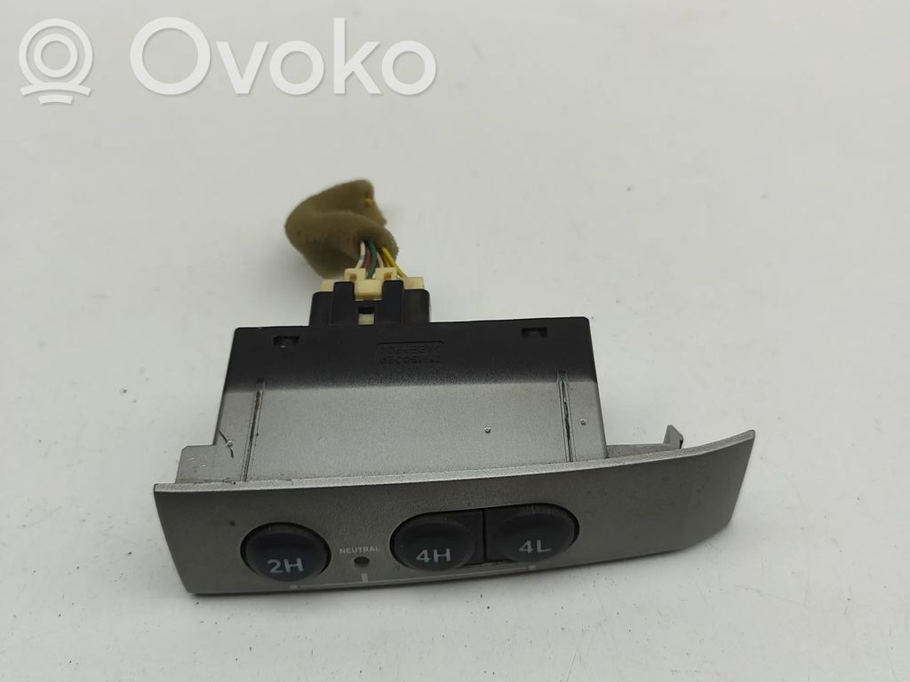 Isuzu D-Max Gearbox control unit/module 