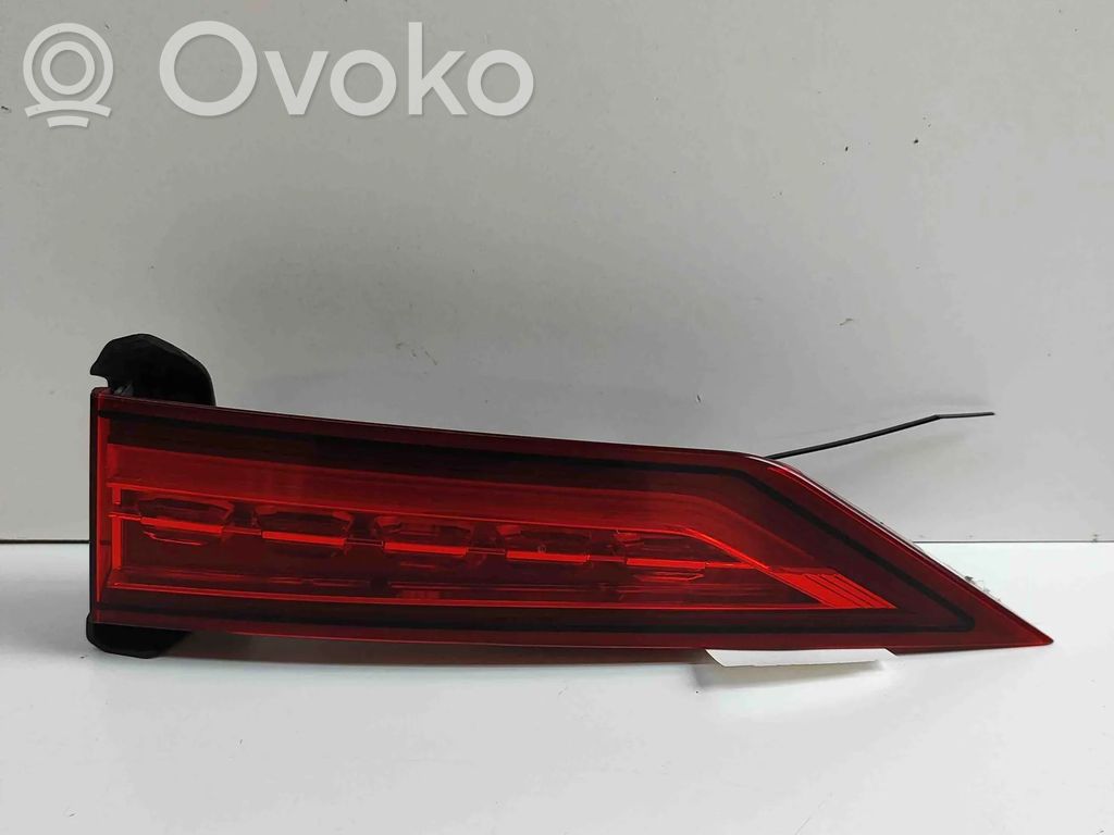 Volvo V60 Lampă spate în capacul portbagajului 