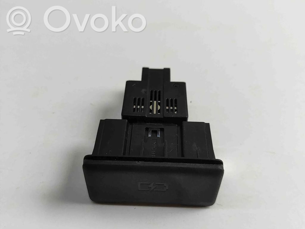 Volkswagen Multivan T7 Enchufe conector USB 