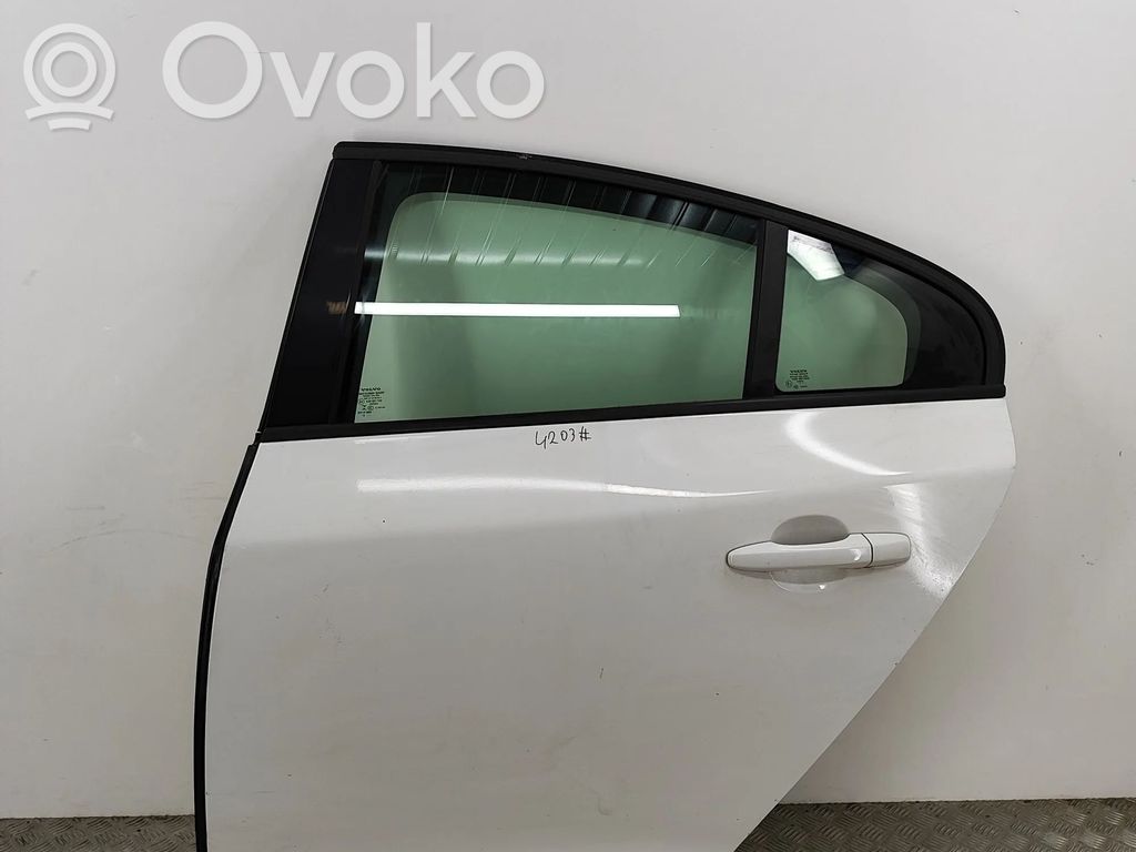 Volvo S60 Takaovi 