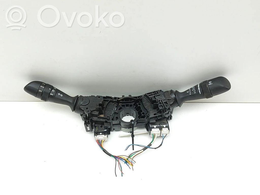 Isuzu D-Max Palanca de intermitentes 