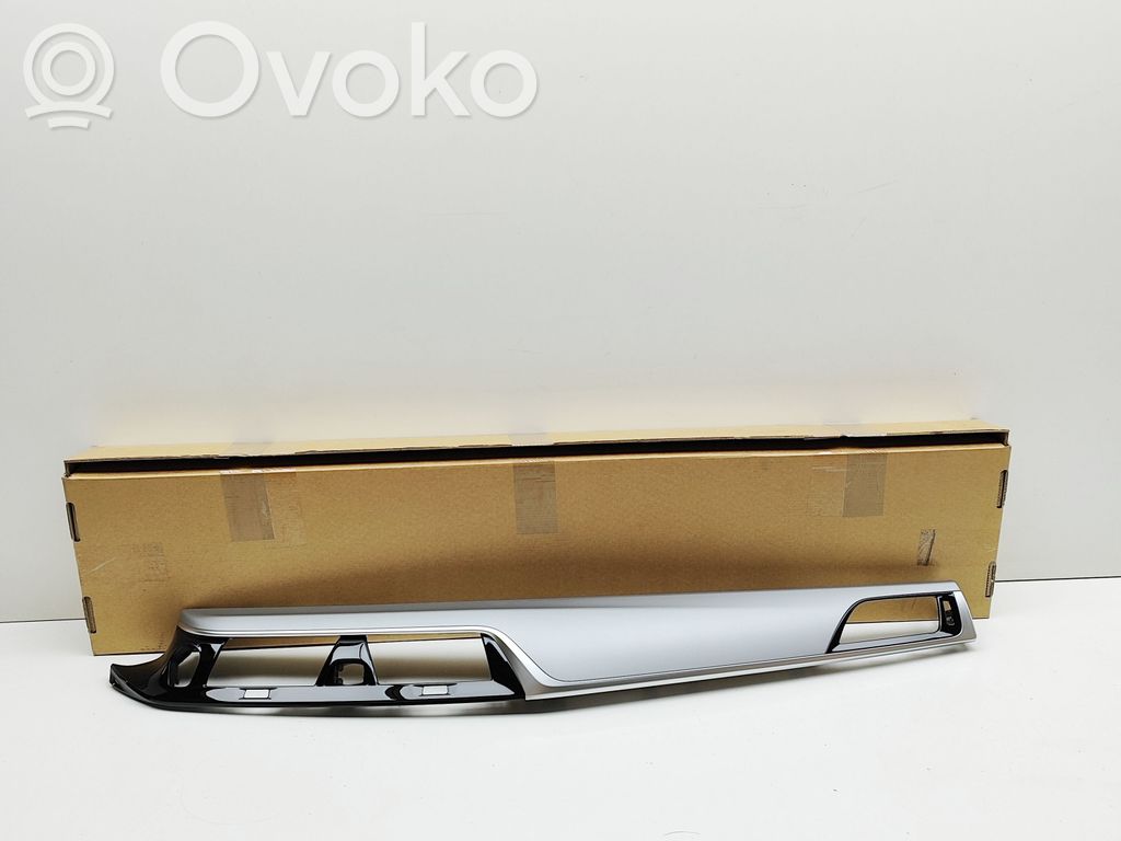BMW 5 G30 G31 G38 Ramka schowka deski rozdzielczej 