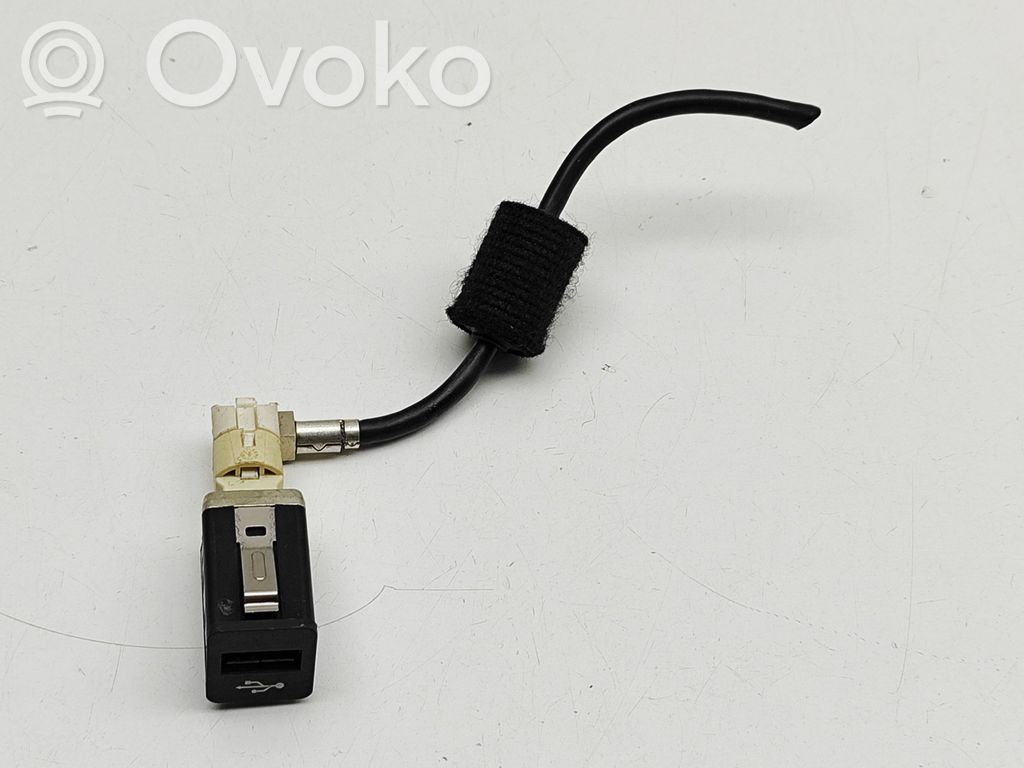 USB-Anschluss   9167196