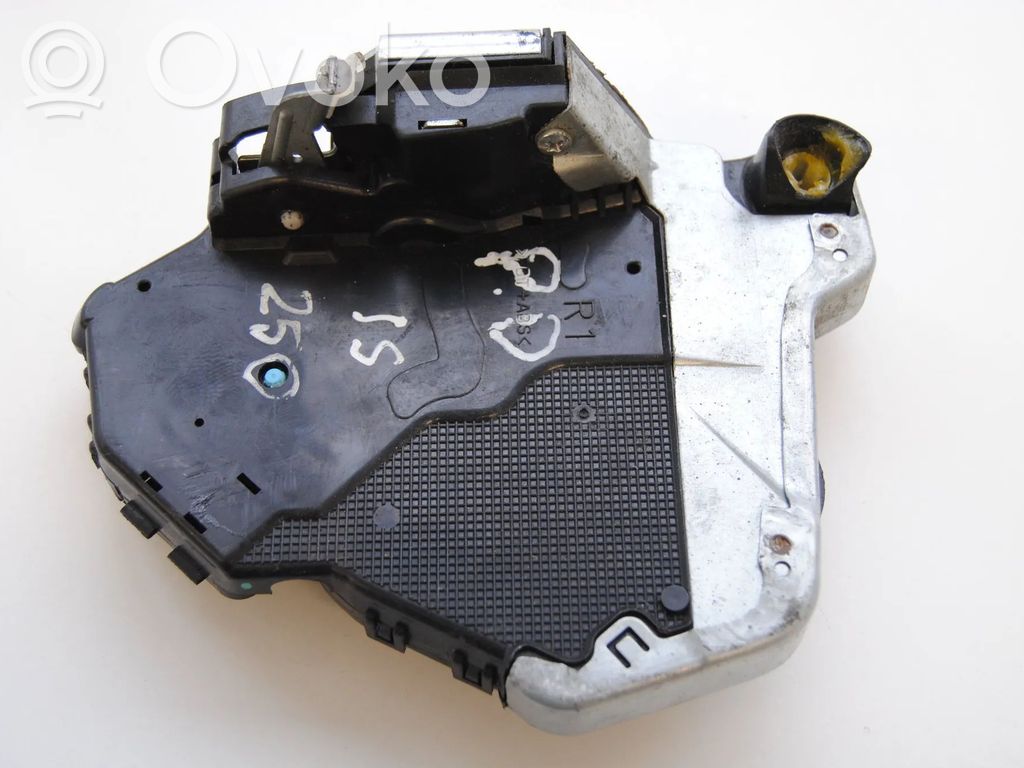 Lexus IS 220D-250-350 Serratura portiera anteriore