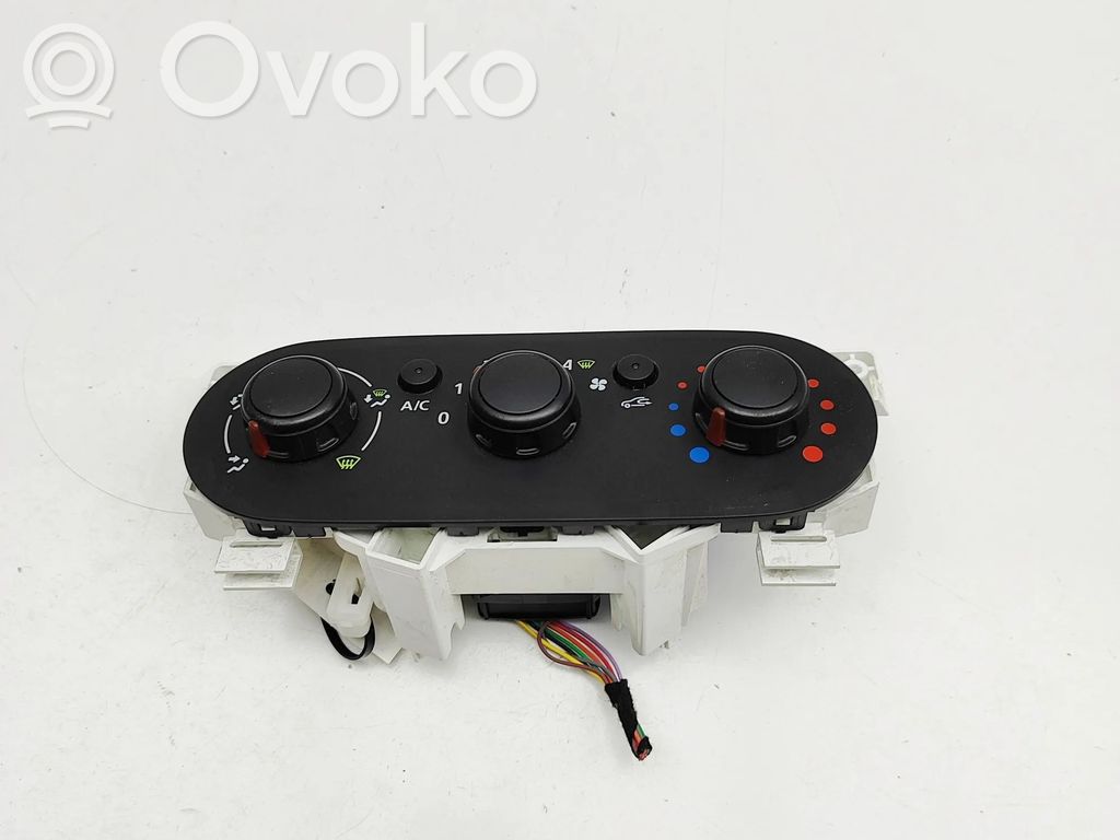 Opel Vivaro Interior fan control switch 