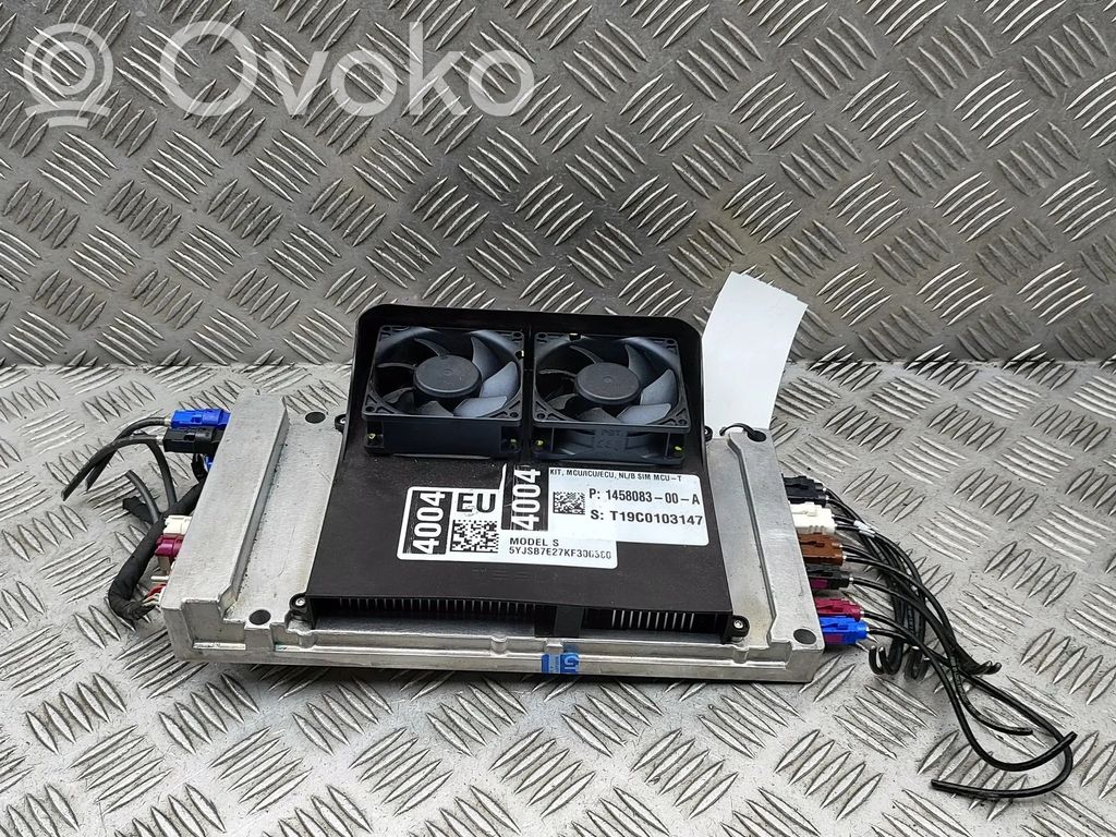 Tesla Model S Amplificateur de son 