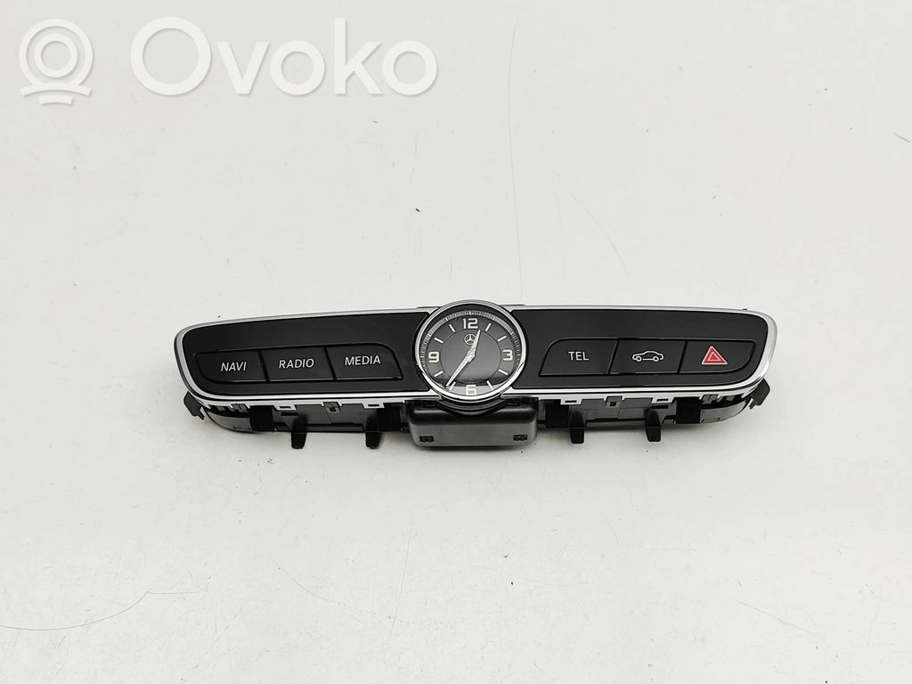 Mercedes-Benz E W213 A set of switches 