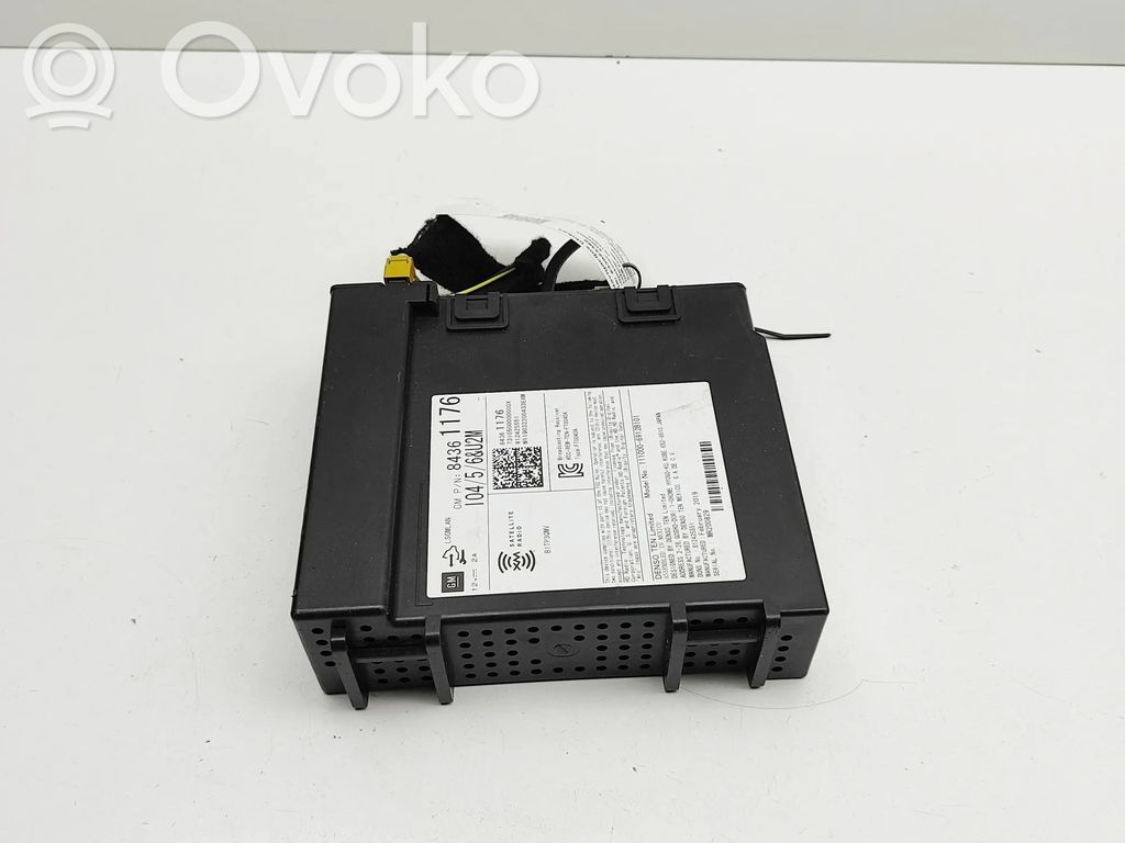 GPS navigation control unit/module   84361176