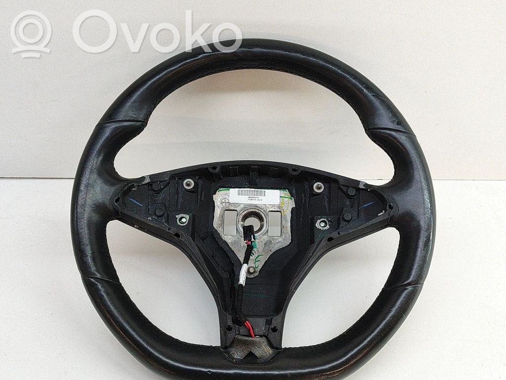 Tesla Model X Ohjauspyörä 