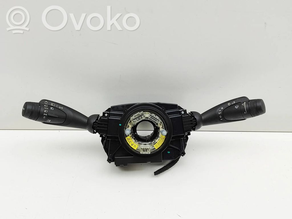 Volvo C40 Palanca de intermitentes 
