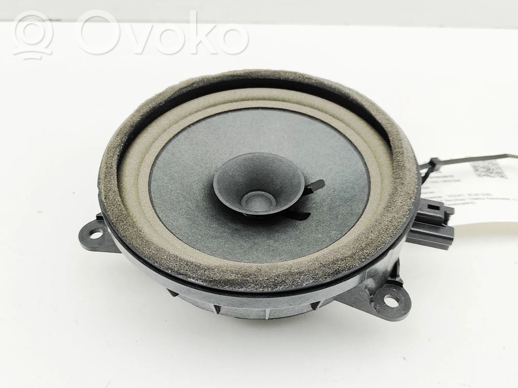 Volvo XC40 Etuoven kaiutin 