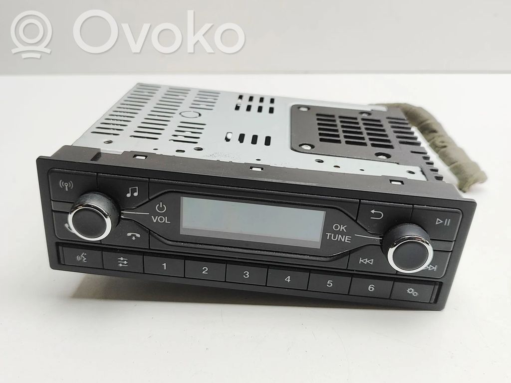 Ford Transit Panel / Radioodtwarzacz CD/DVD/GPS 