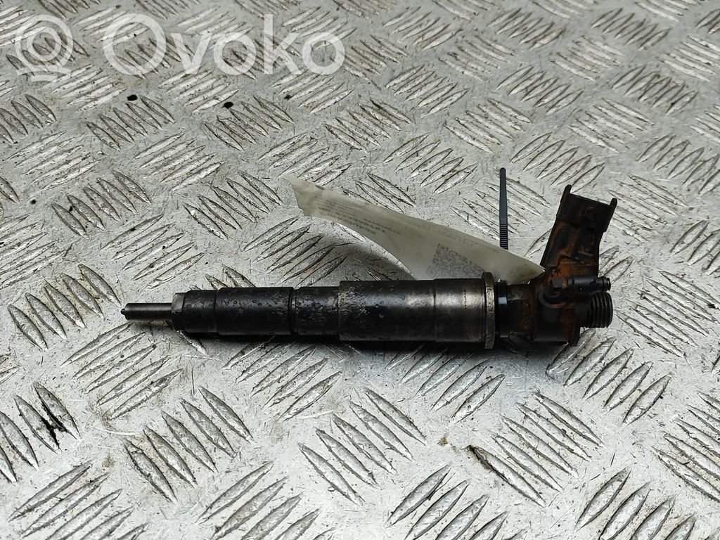 Opel Vivaro Inyector de combustible 
