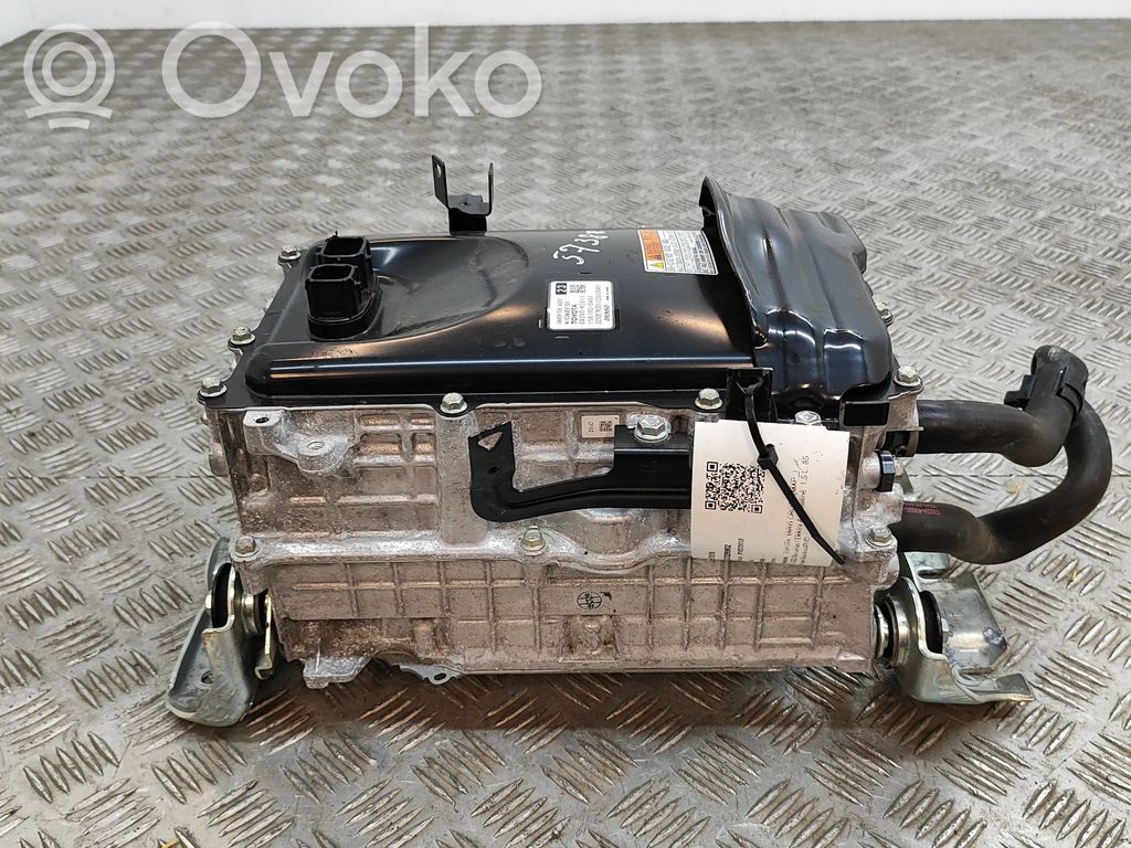 Toyota Yaris Cross Convertor-inversor tensiune 