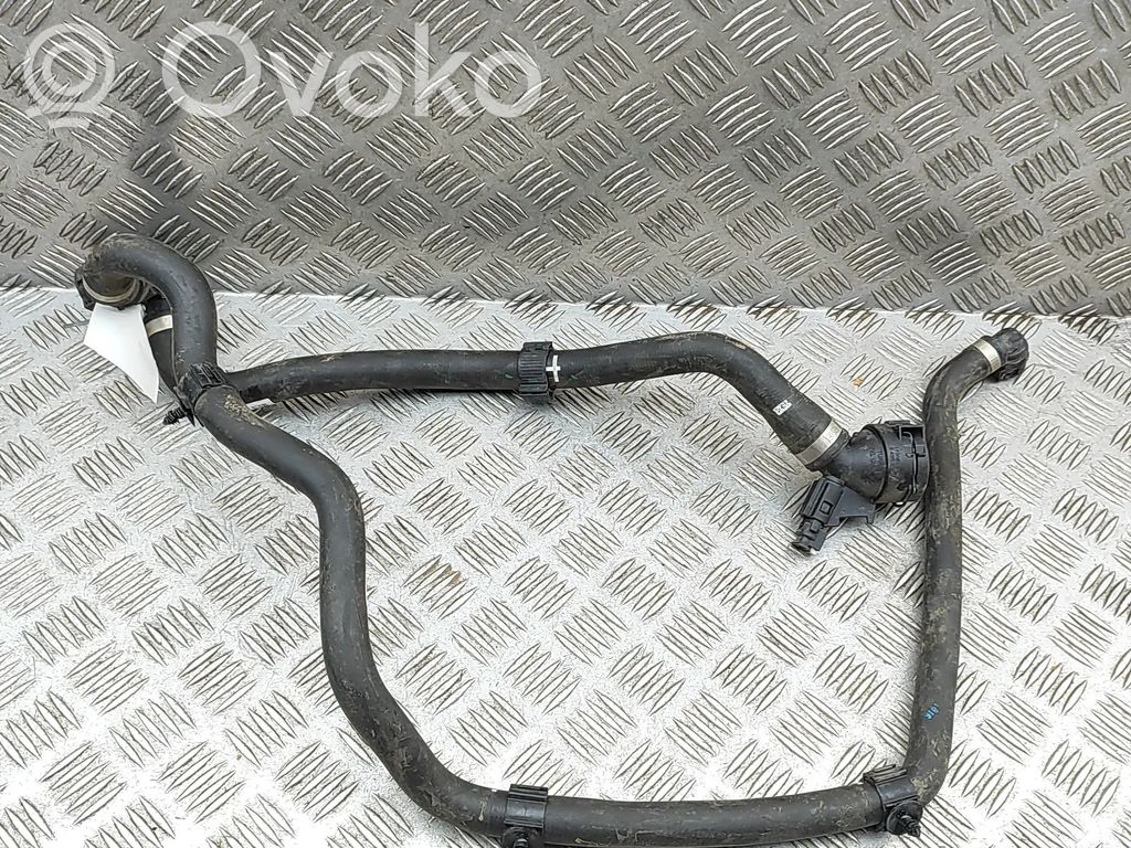BMW iX3 G08 Conductă/furtun lichid de răcire motor 