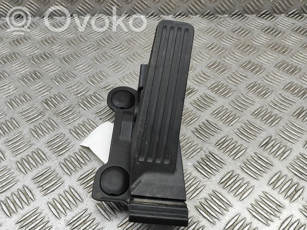Akceleratoriaus pedalas   BCKA41600A