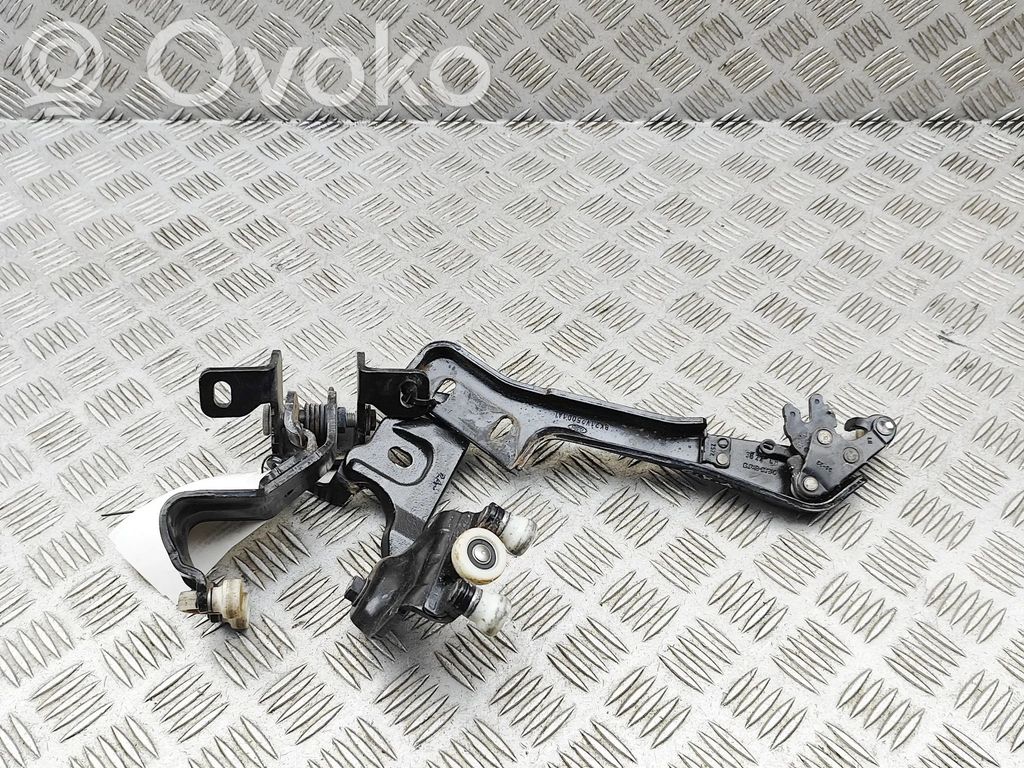 Ford Transit Custom Sliding door upper roller guide/hinge 