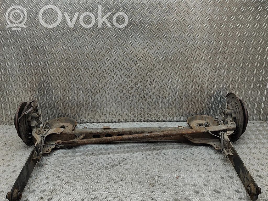 Opel Vivaro Eje trasero 