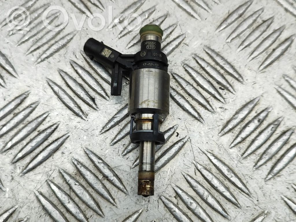 Audi A5 Inyector de combustible 