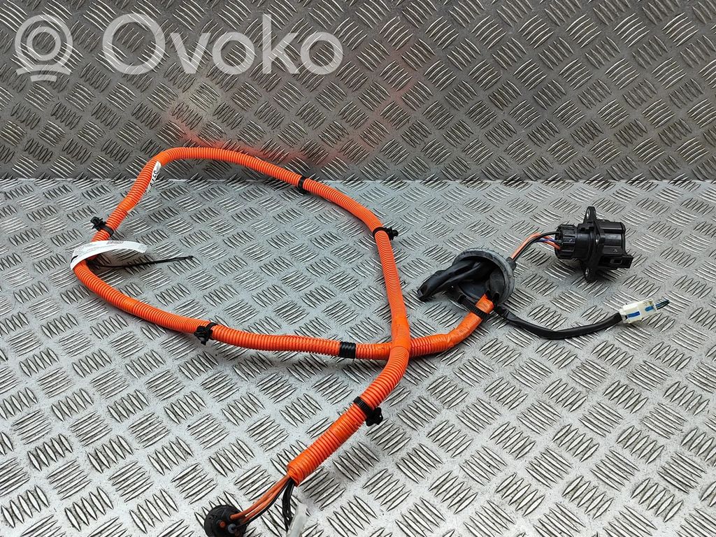 Mitsubishi Outlander Electric car charging cable 