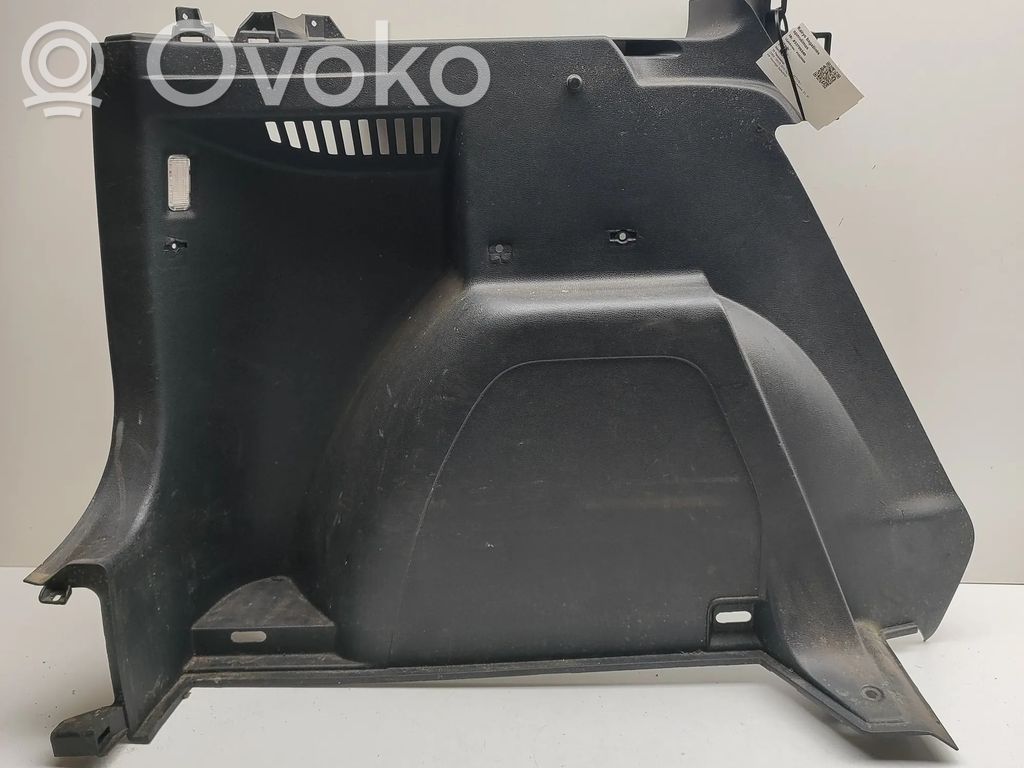Skoda Yeti (5L) Boczek / Tapicerka / bagażnika 