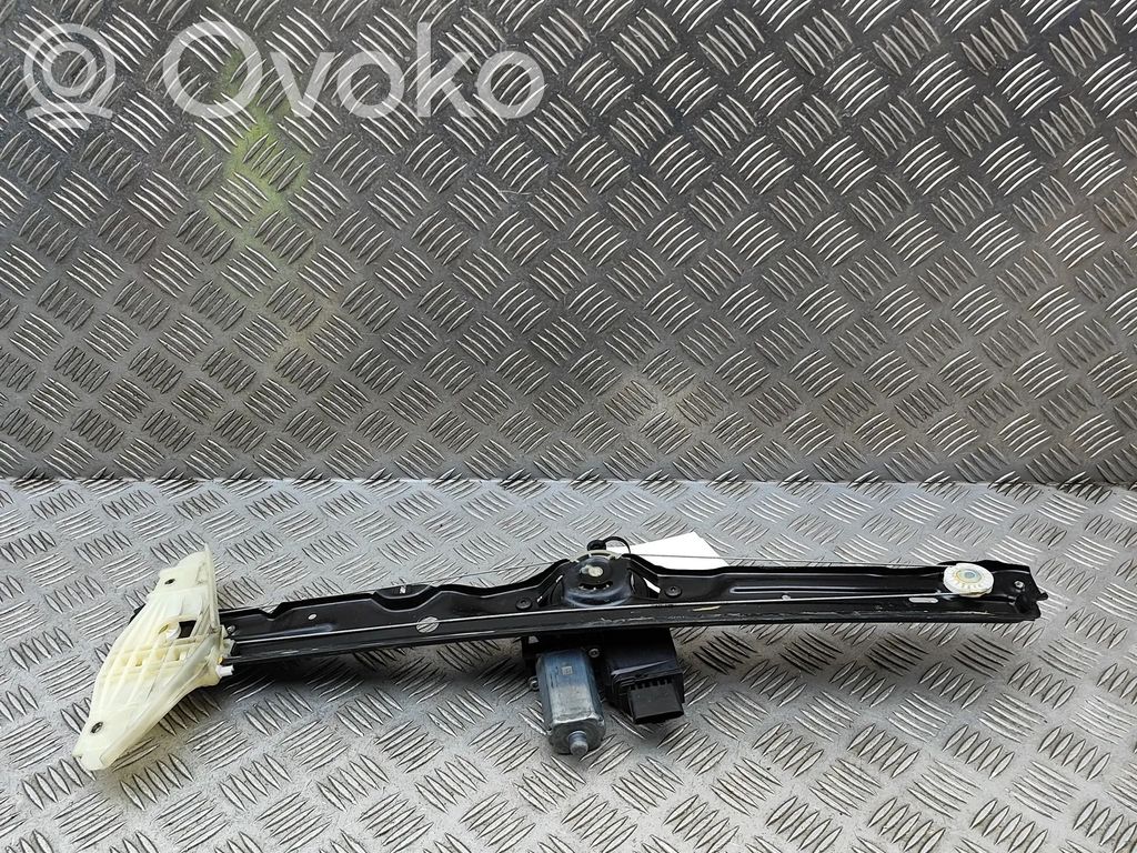 Opel Vivaro Elektryczny podnośnik szyby drzwi 