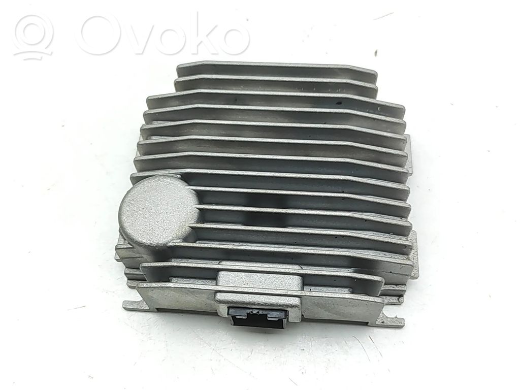 Porsche 911 992 Amplificatore 