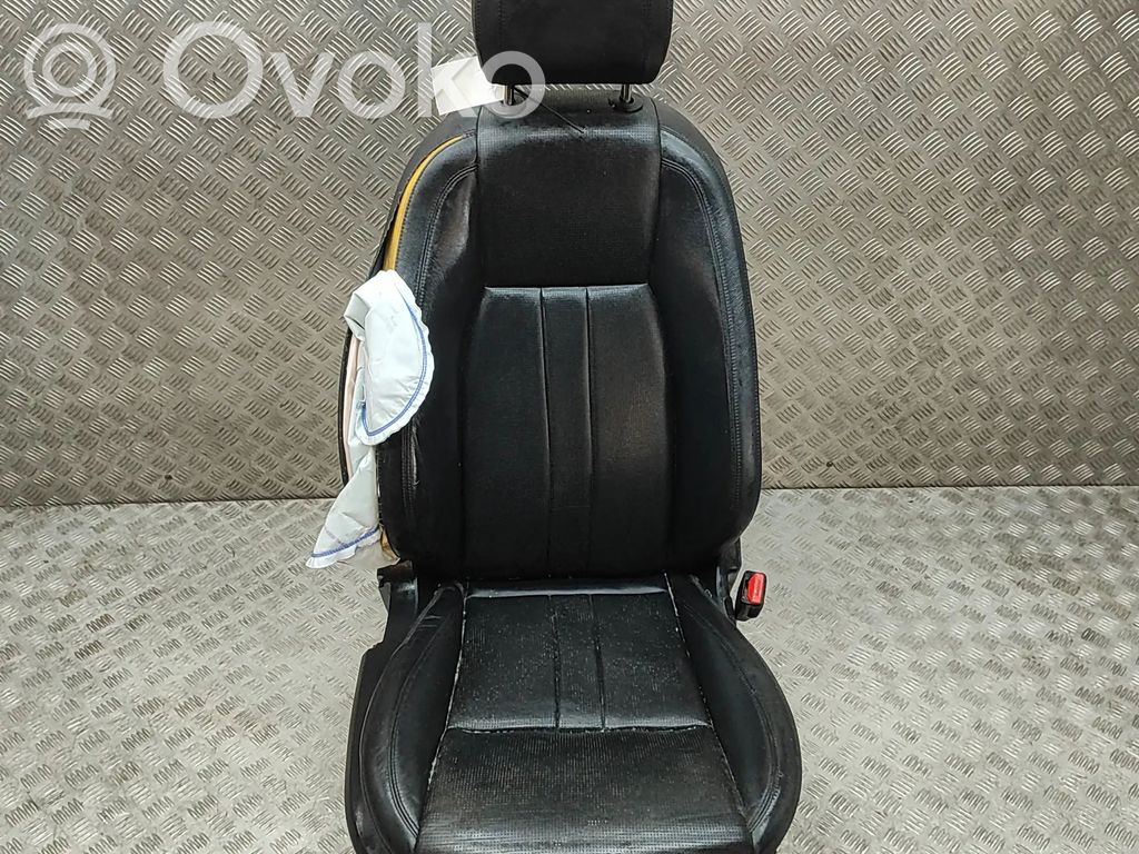 Land Rover Discovery Sport Fotel przedni pasażera 
