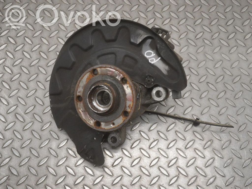 Volkswagen Golf VII Piasta koła przedniego 