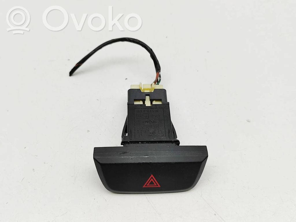 Isuzu D-Max Hazard light switch 