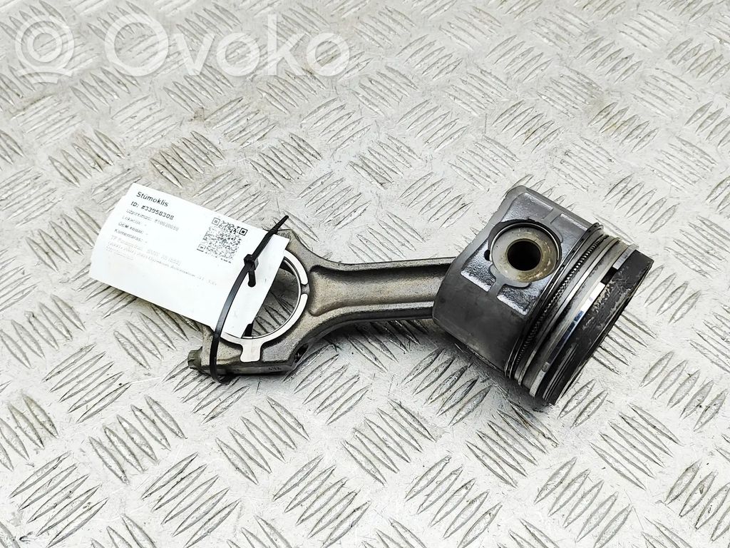 BMW X5 E53 Piston 