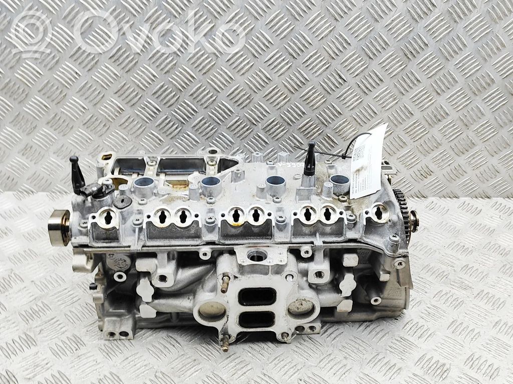 Porsche Macan (95B) Engine head 