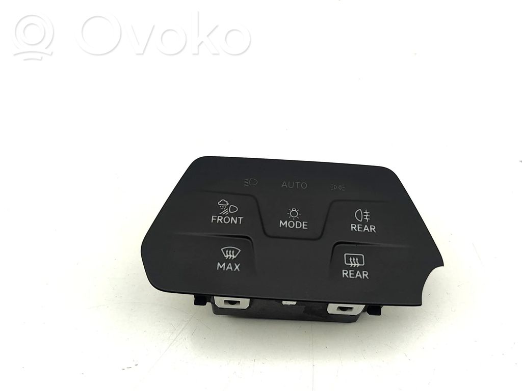 Cupra Born Light switch 