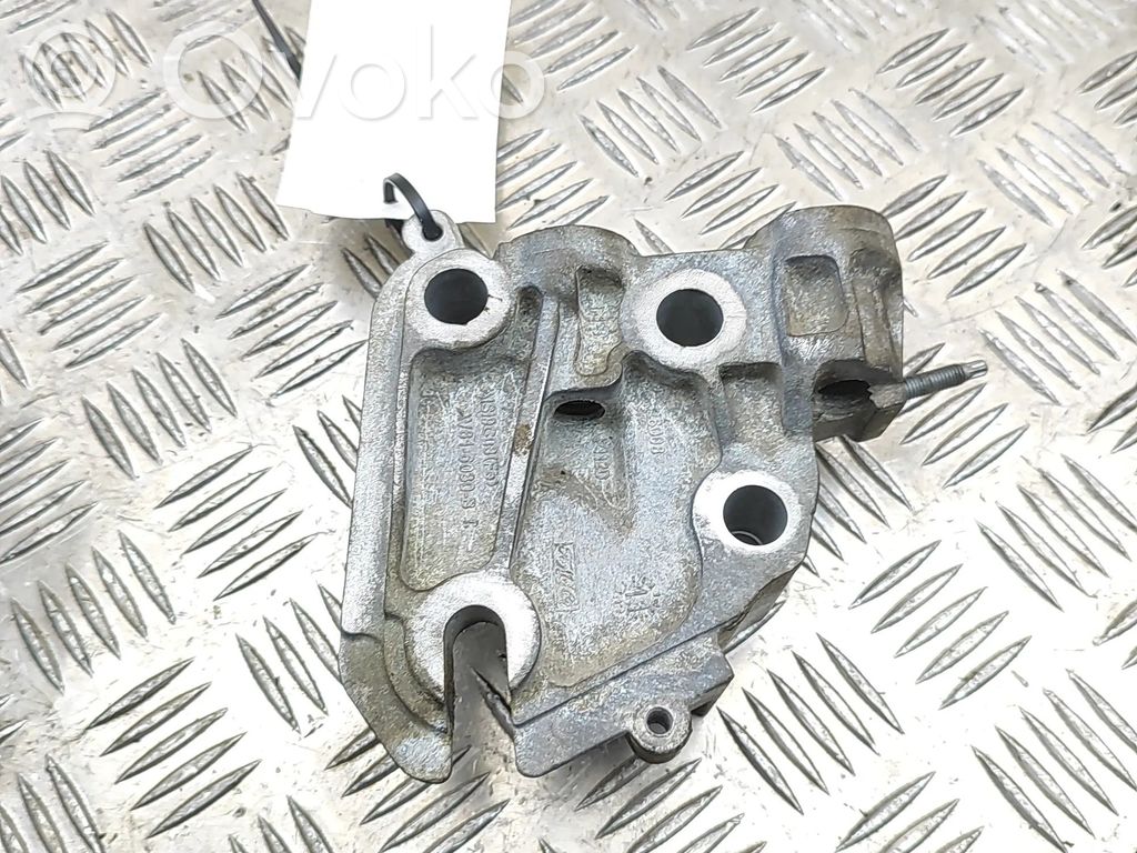 Ford Kuga I Engine mounting bracket 