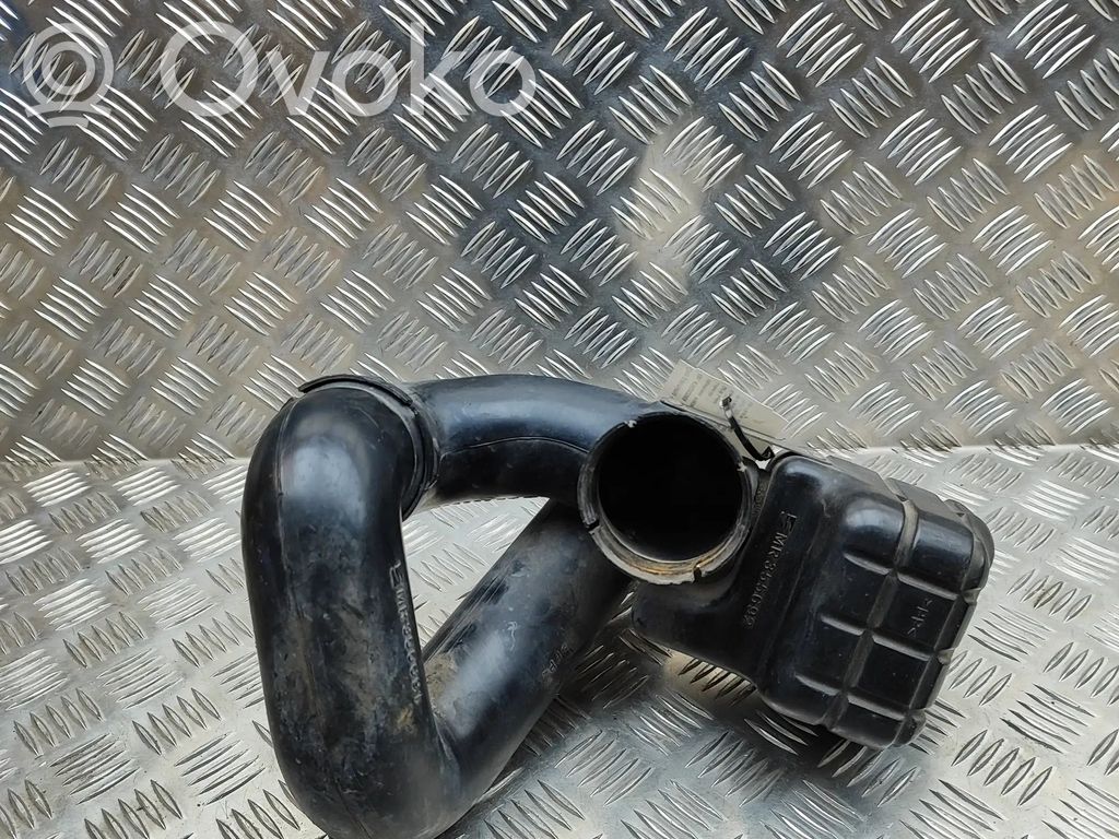 Mitsubishi L200 Część rury dolotu powietrza 
