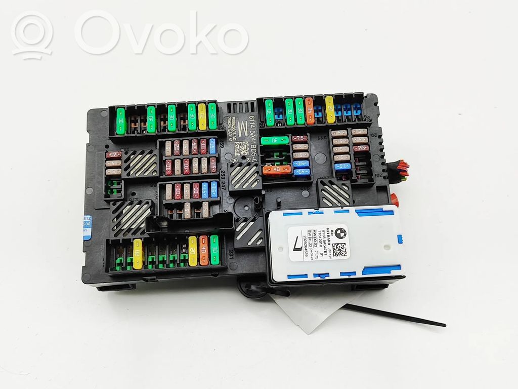 BMW XM Fuse module 