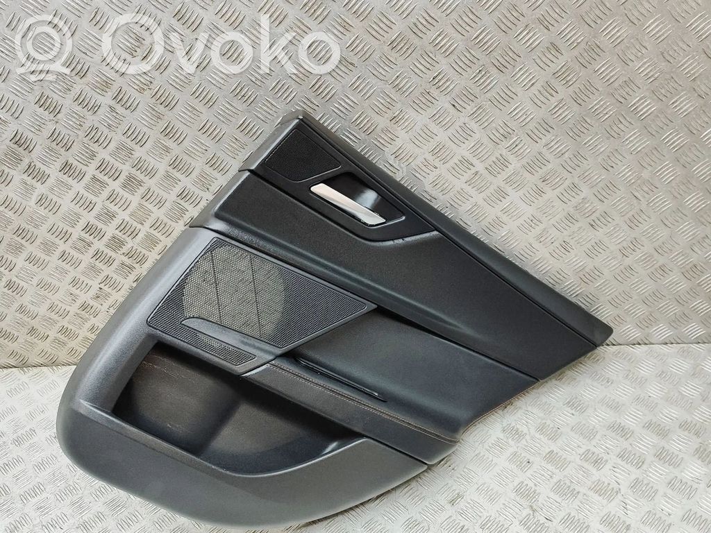 Jaguar XE Boczki / Poszycie drzwi tylnych 