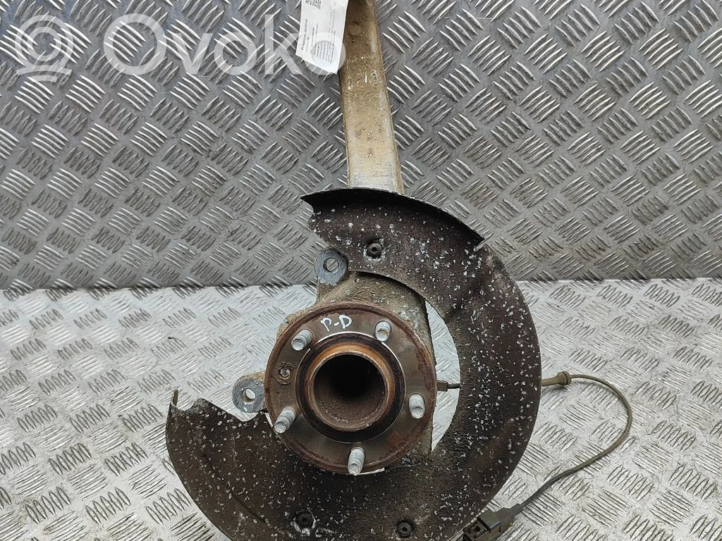 Jaguar XE Cubo de rueda delantera 