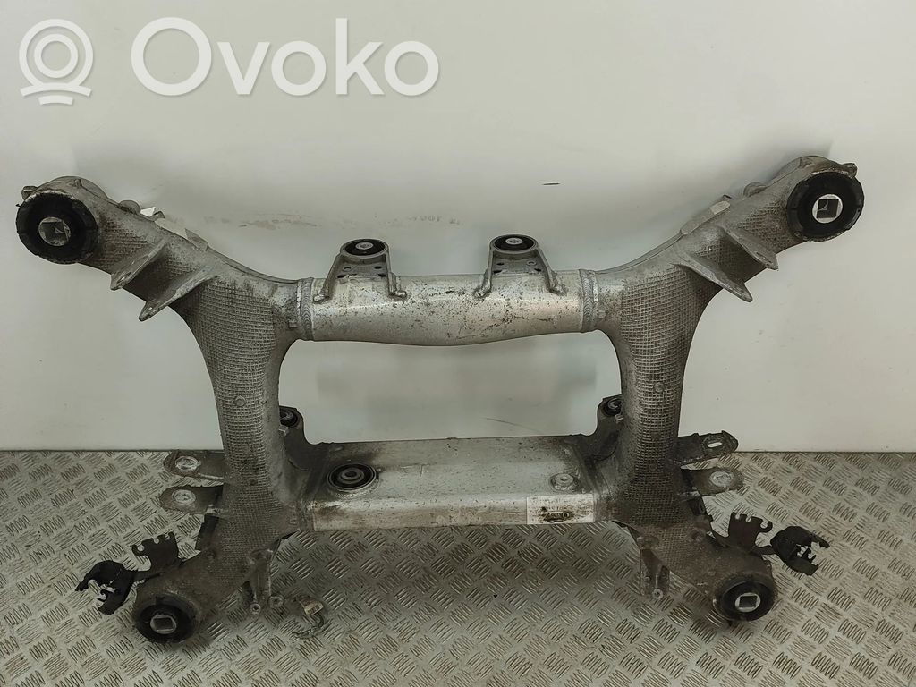 BMW X6M G06 F96 Rama pomocnicza tylna 