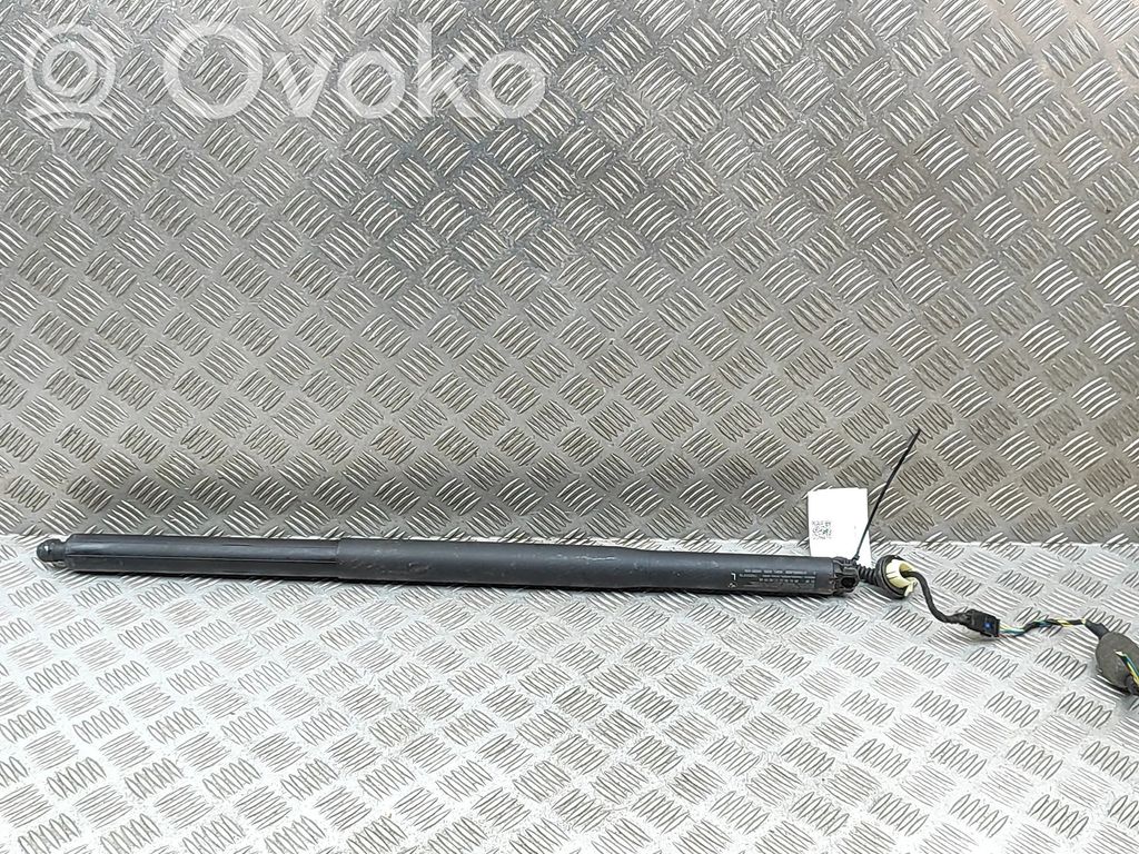 BMW X6M G06 F96 Takaluukun tuen kaasujousi 