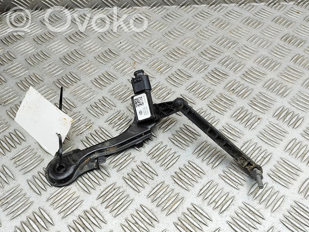 Audi Q5 SQ5 FY Rear air suspension level height sensor 