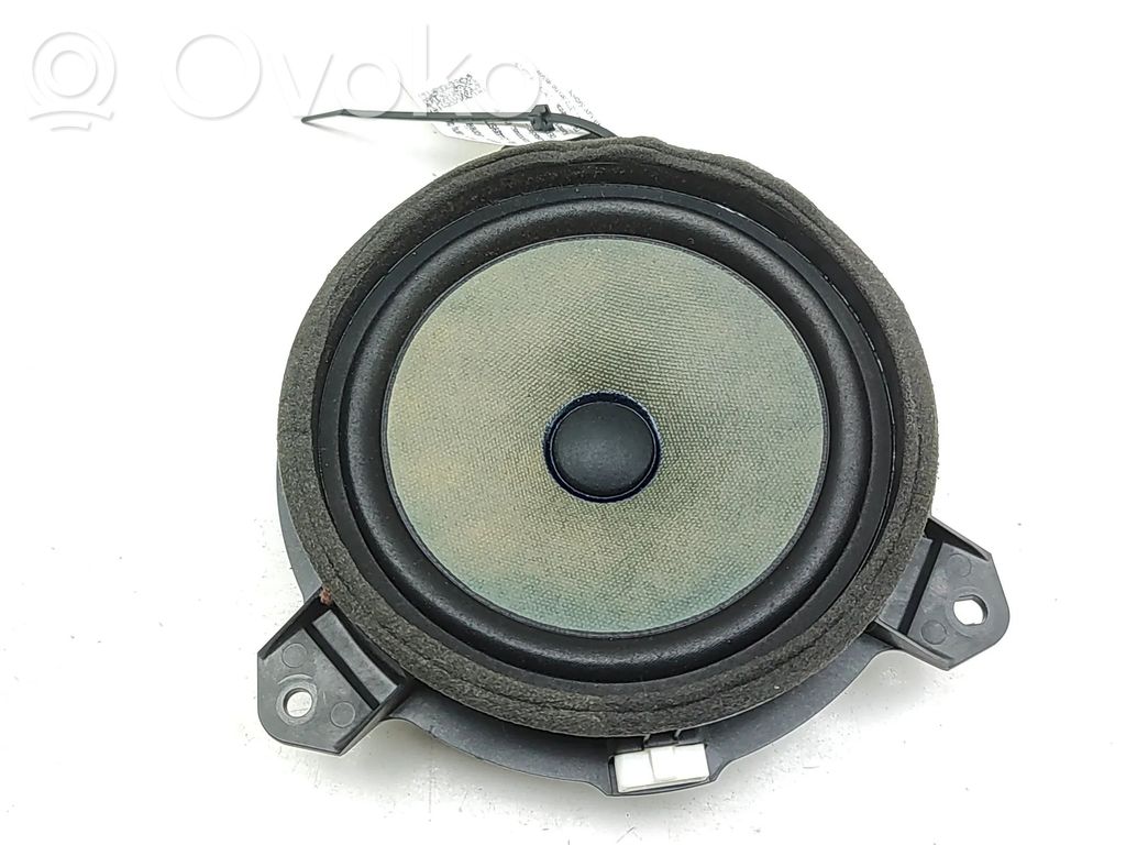 Toyota GT 86 Front door speaker 
