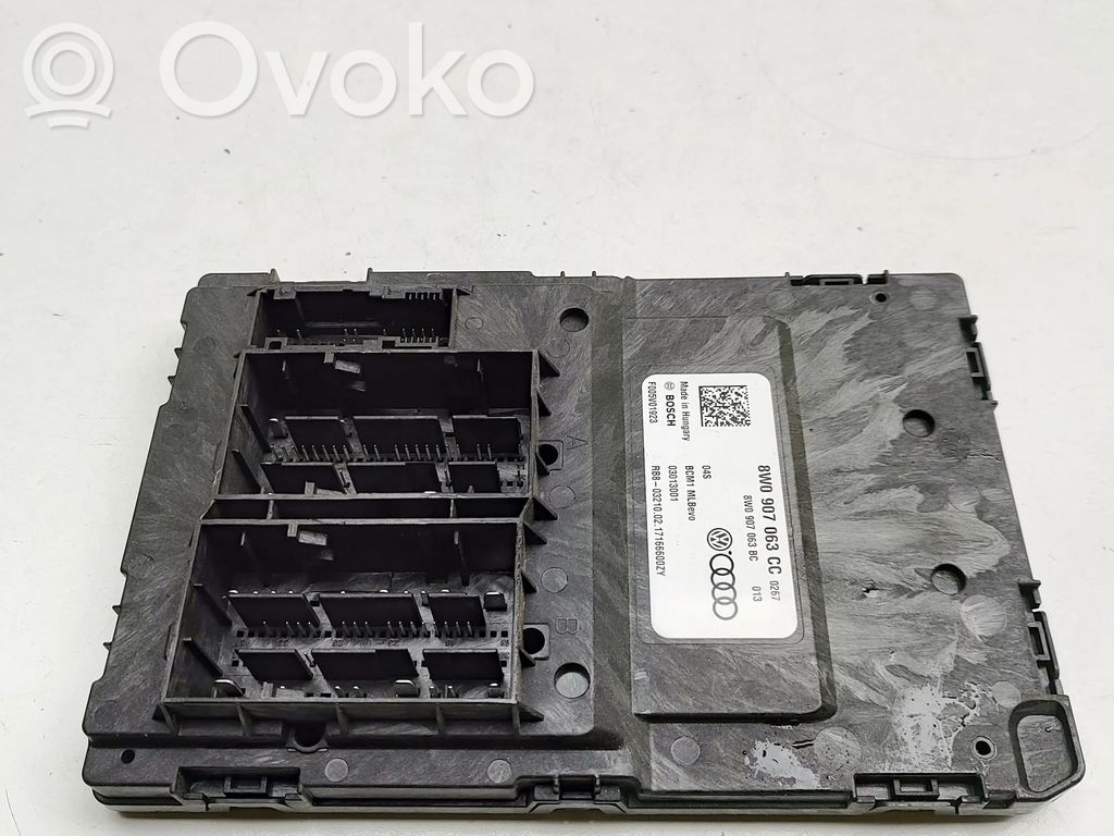 Audi A4 S4 B9 8W Korin keskiosan ohjainlaite 