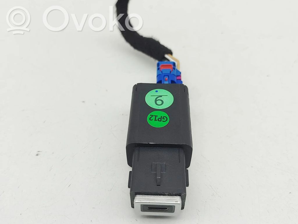 Peugeot 308 Connecteur/prise USB 