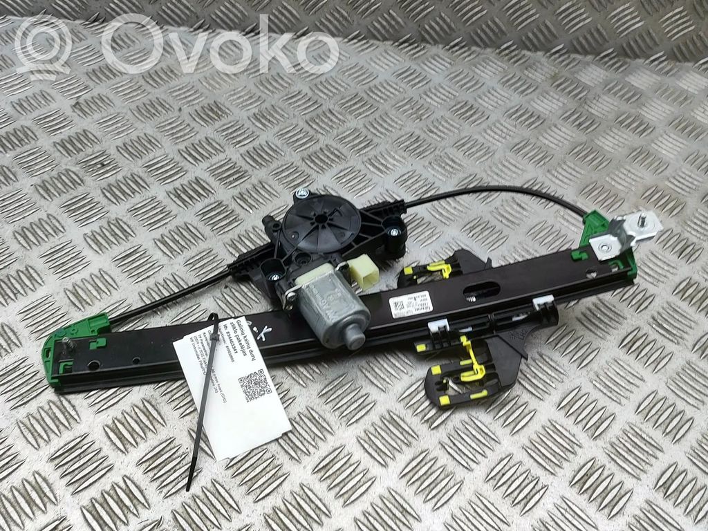 Elektryczny podnośnik szyby drzwi tylnych   85E839461,0130822669,8W0959811