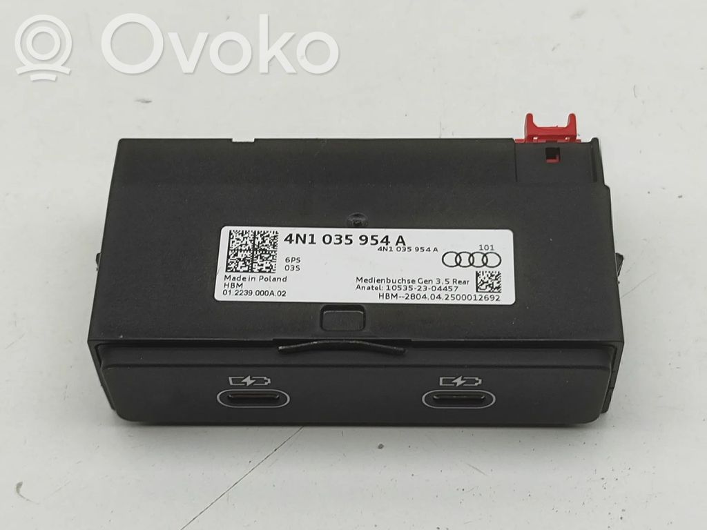 Audi A6 etron 85E Enchufe conector USB 